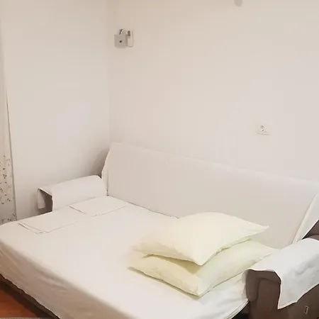 Diridonda アパート