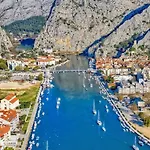 Diridonda Apartman *