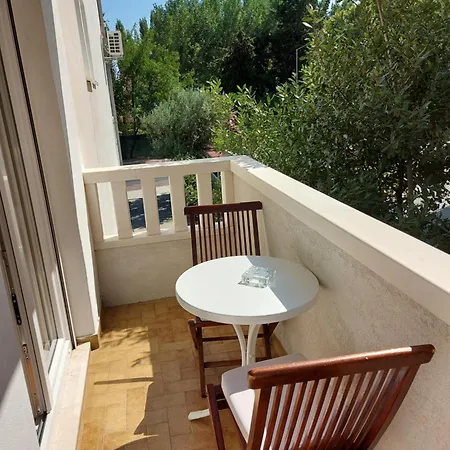 Diridonda Apartment
