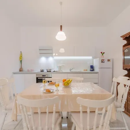 Apartament Diridonda Omiš