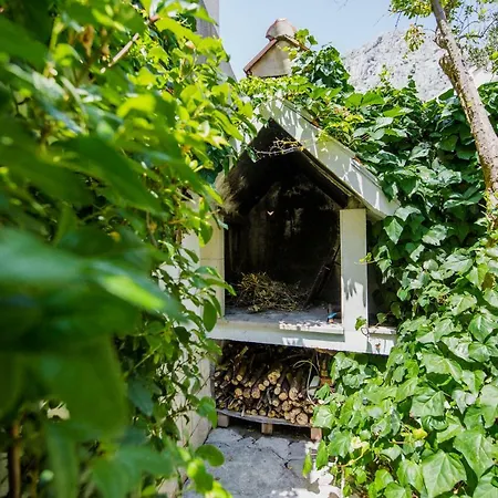 Diridonda شقة أوميس