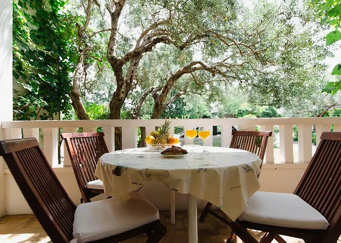 Апартаменты Diridonda *